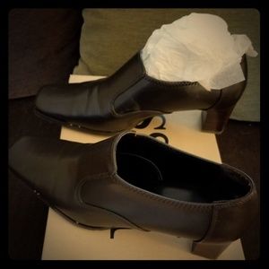 Leather shoes
